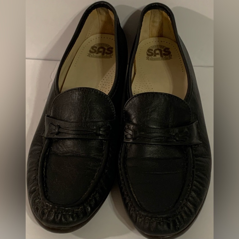 SAS/black loafer with heels/9N